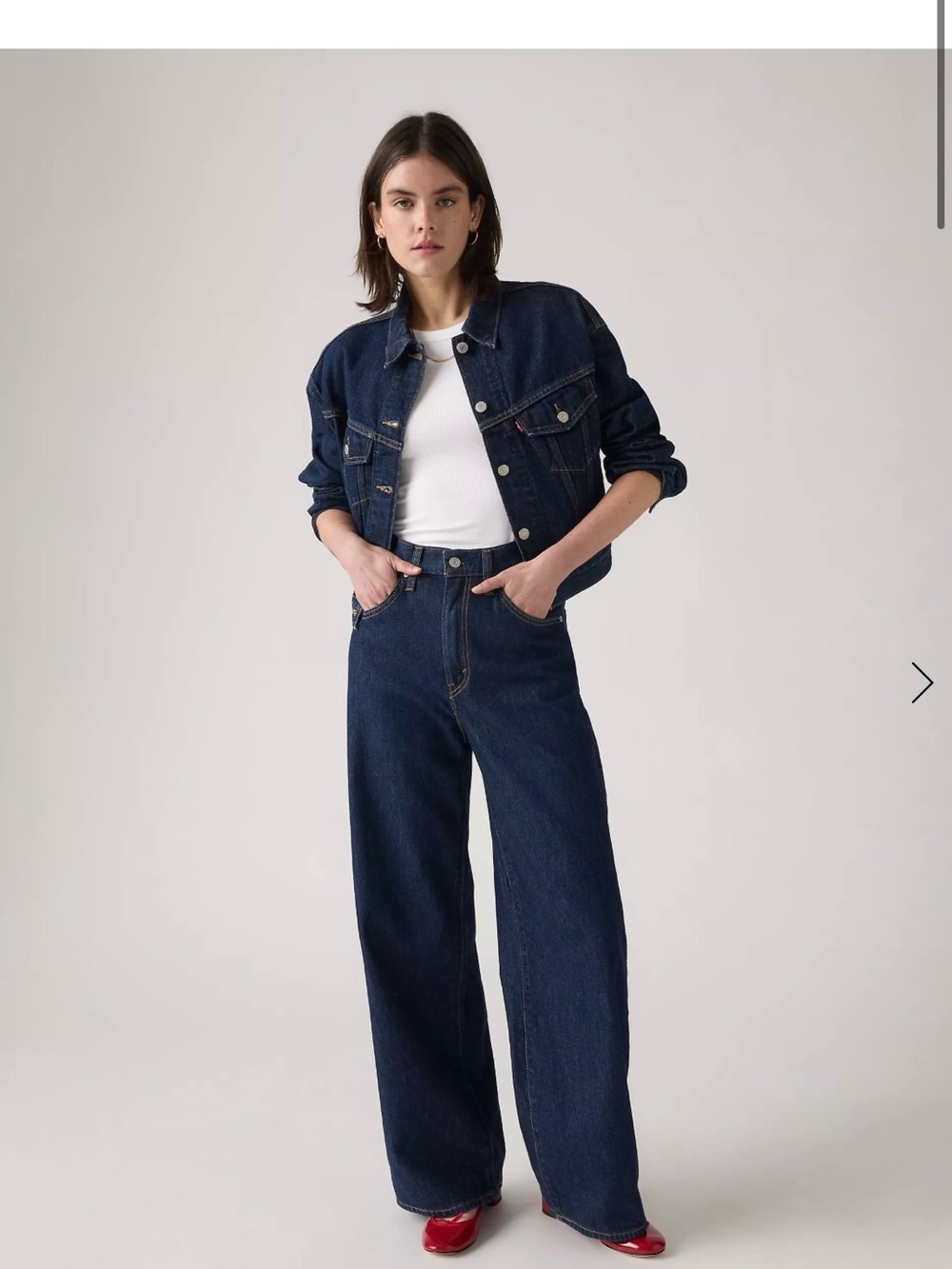 Straight-Leg Women's Jeans in Dark Blue Denim